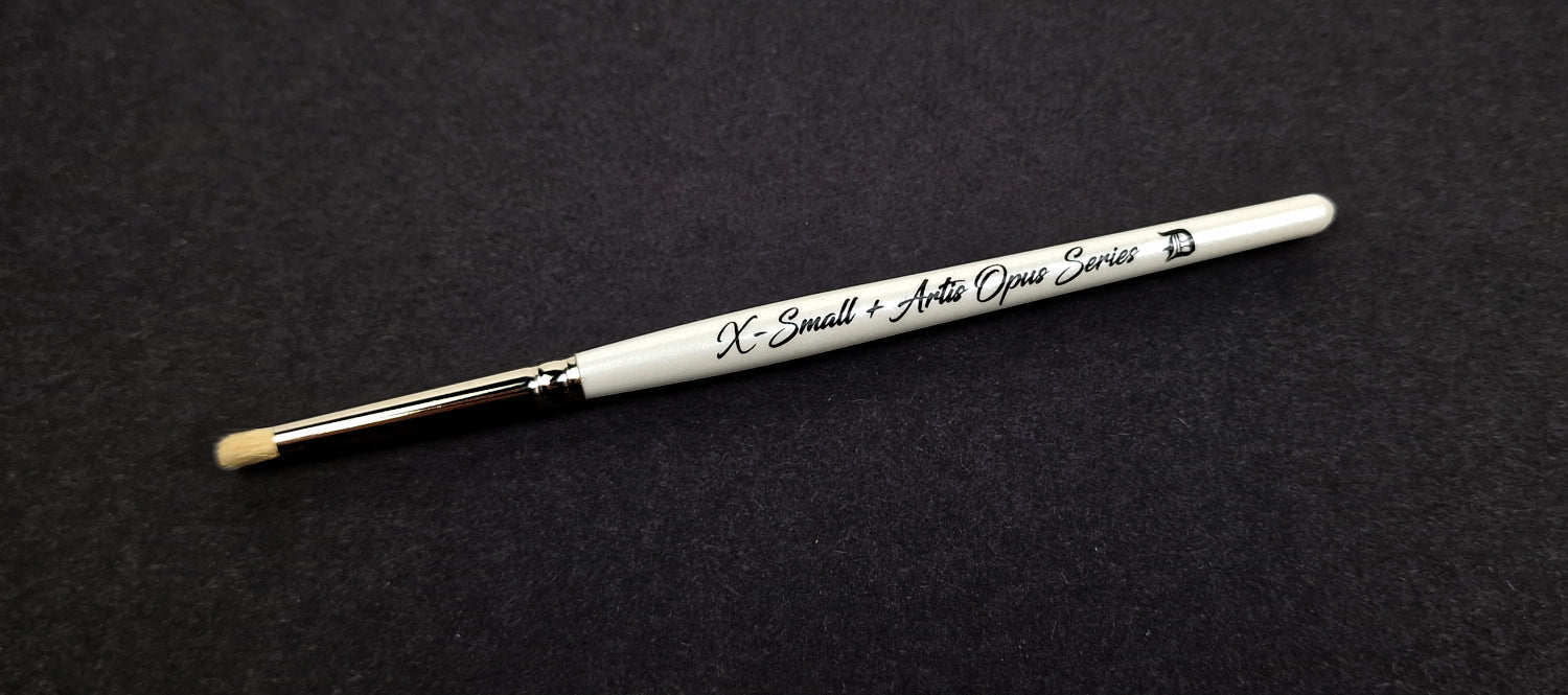 Artis Opus - Series D - Brush Size XS+