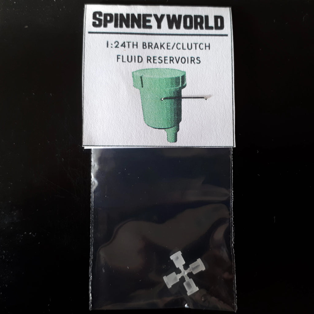 1:24th brake and clutch fluid reservoirs