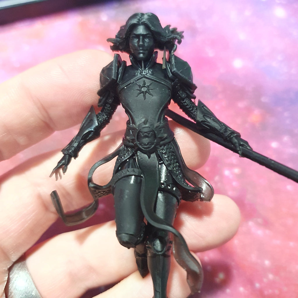 Dianna The Lightbringer - 32mm / 75mm Scale Miniature