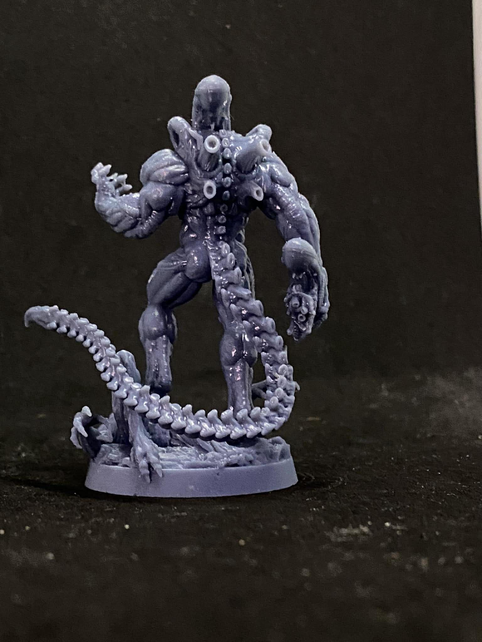 Alien Symbiote Xenomorph Miniature Papsikels Resin Figure