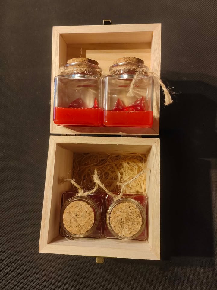 D&D Potion Of Healing Mana Health D4 Bottle Dice Prop Glass Health