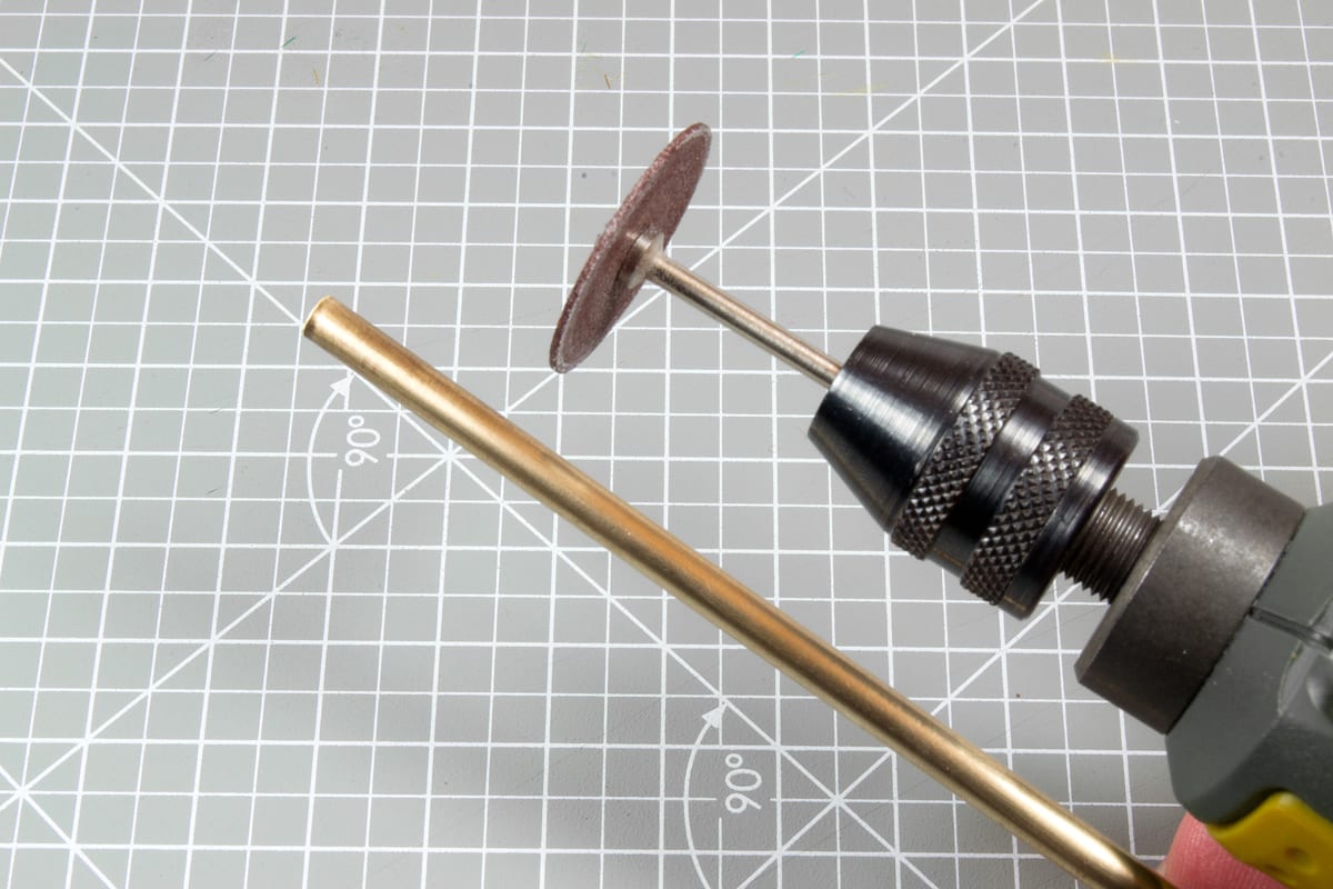 AK Interactive - Brass Pipes 1.2mm, 5 Units AK9112