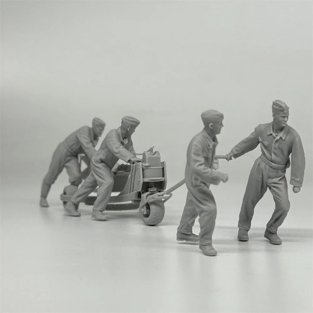 1/35 German Luftwaffe Ground Crew Resin Kit | Bomb Loading Scene (4 Fig)