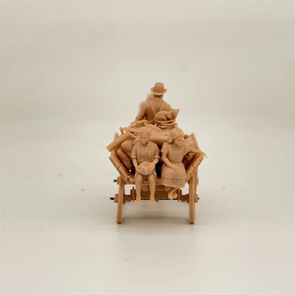1/72 Scale WWI Civilian Horse-Drawn Carriage & Transport Resin Model Kit - Children, Cargo & Cat Detail