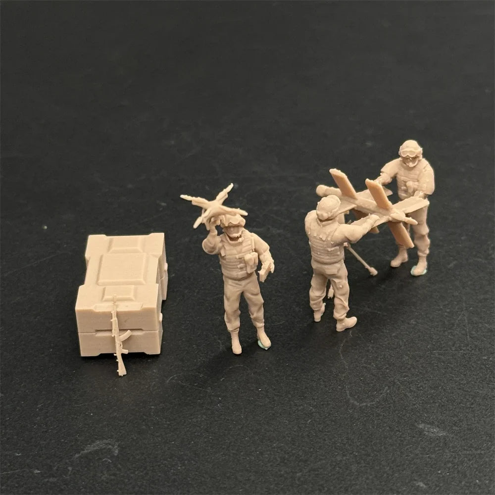 1/72 Scale Russian UAV Operator Team & Lancet 3 Loitering Missile Resin Figure Set (3 Figures) - Modern War Gaming