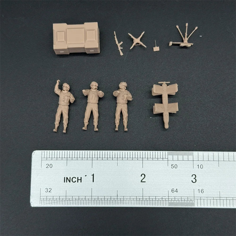 1/72 Scale Russian UAV Operator Team & Lancet 3 Loitering Missile Resin Figure Set (3 Figures) - Modern War Gaming