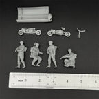 1/35 WWII British Paratrooper Figure Set | Welbike & CLE Canister Kit