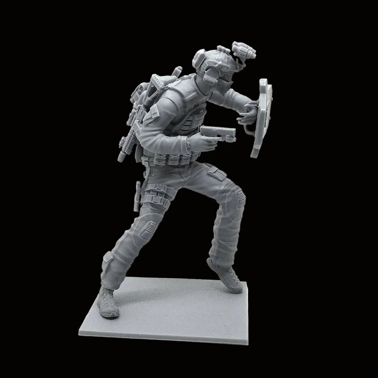 1/24 Scale (75mm) CQB Shield Breacher Resin Figure Kit - Tactical Entry Specialist Miniature