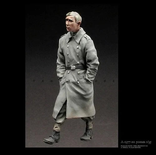 1/35 50mm Resin Soldier model kits figure colorless and self-assembled A-1377