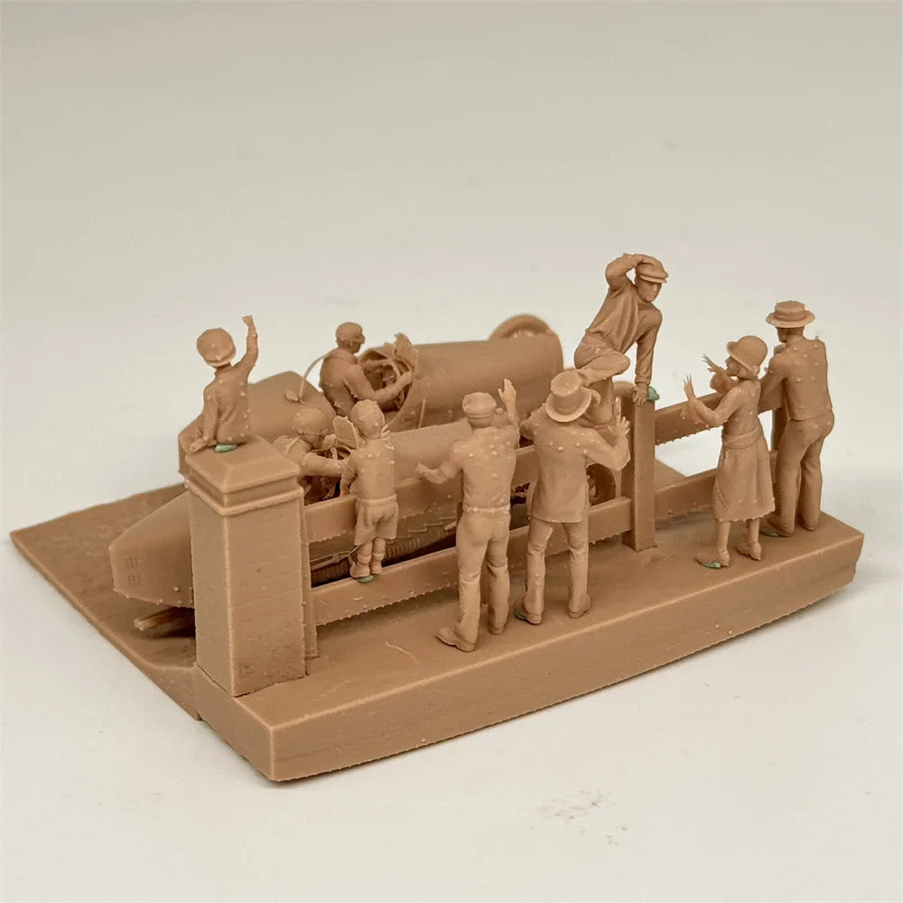 1/72 Scale Legendary 1900s Grand Prix Racing Incident Diorama Kit (Car & Spectators) - Early Auto History Miniature