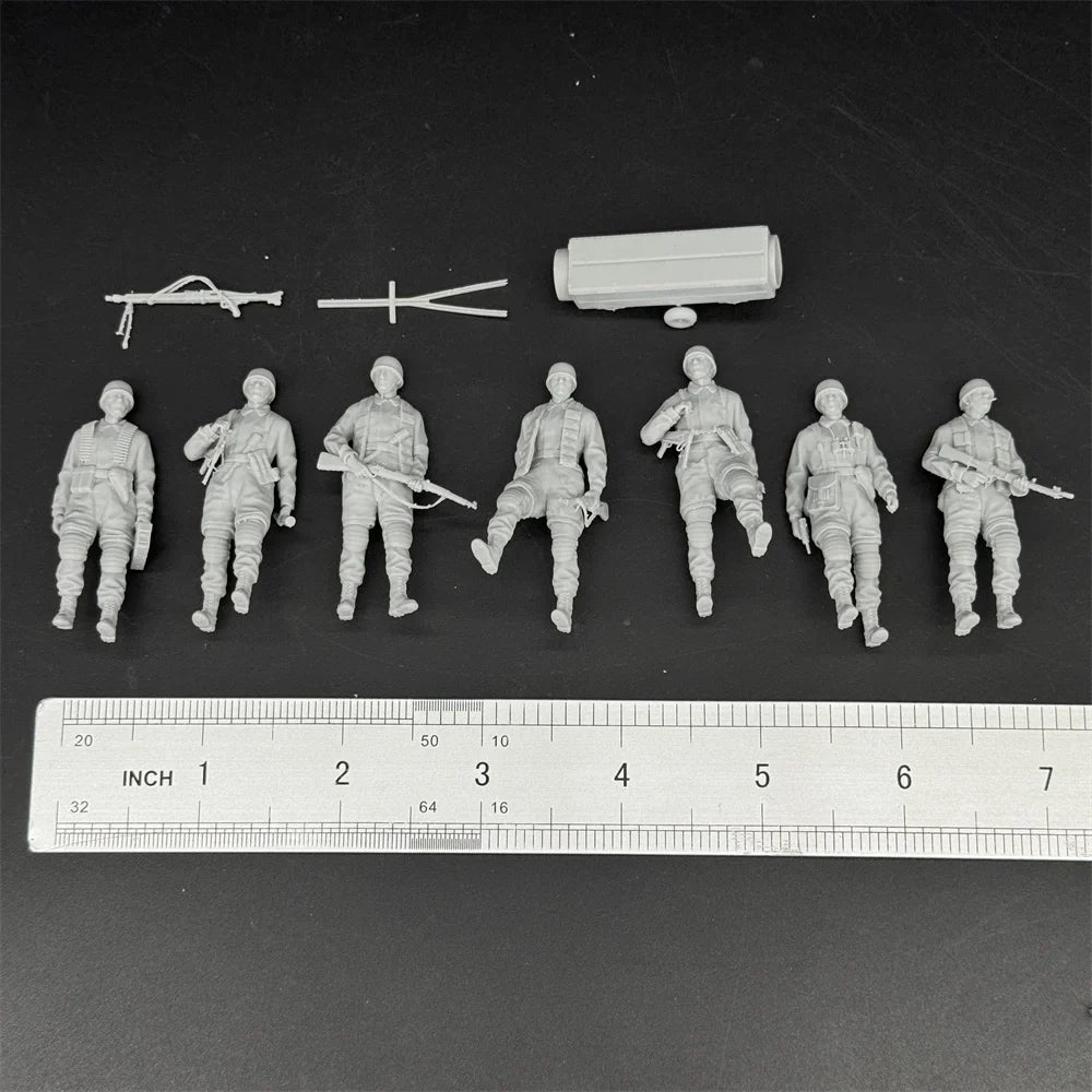 1/35 German Paratrooper Set (7 Fig) Resin Kit | Fallschirmjäger Miniature