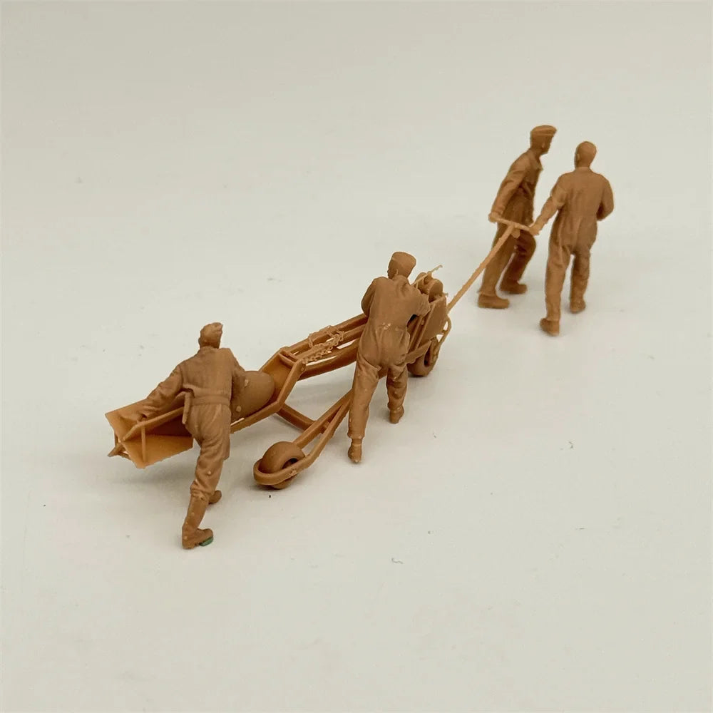 1/48 & 1/72 Scale WWII German Air Force Ground Crew Bomb Loading Team Resin Set (4 Figures) - Luftwaffe Diorama