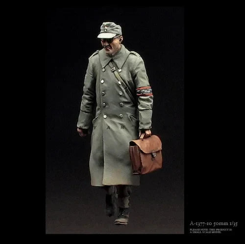 1/35 50mm Resin Soldier model kits figure colorless and self-assembled A-1377