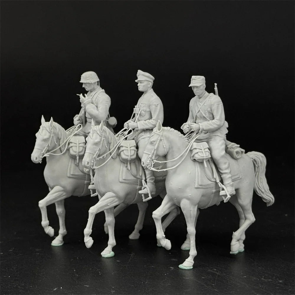 1/35 Scale WWII German Cavalry | 3-Figure Premium Resin Set