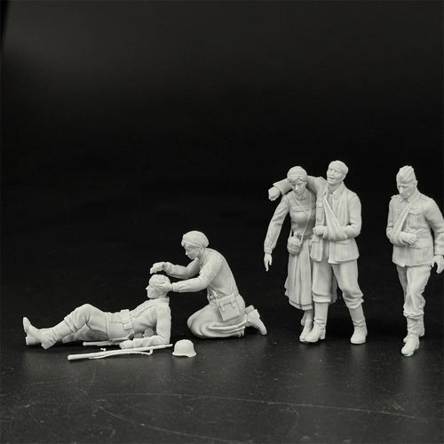 1/35 Scale WWII German Army Nurses and Wounded | 5-Figure Resin Model Kit