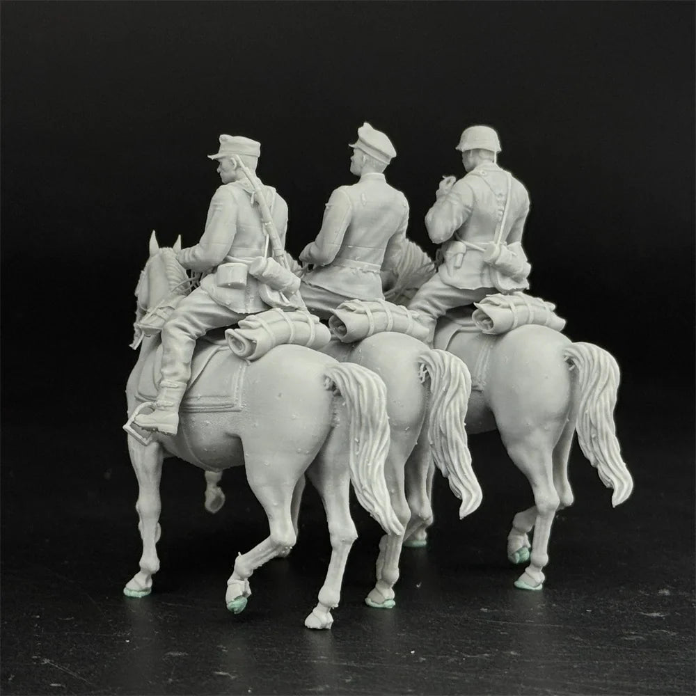 1/35 Scale WWII German Cavalry | 3-Figure Premium Resin Set