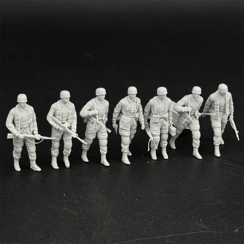 1/35 German Paratrooper Set (7 Fig) Resin Kit | Fallschirmjäger Miniature
