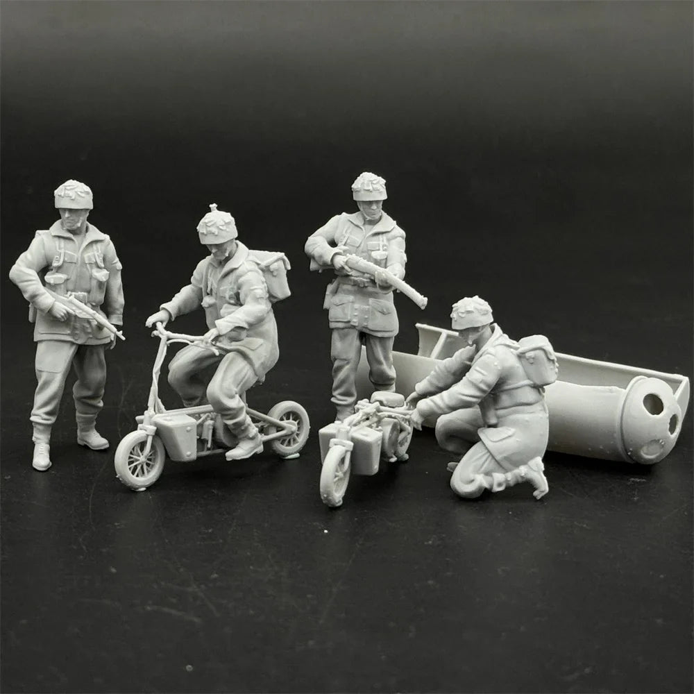 1/35 WWII British Paratrooper Figure Set | Welbike & CLE Canister Kit