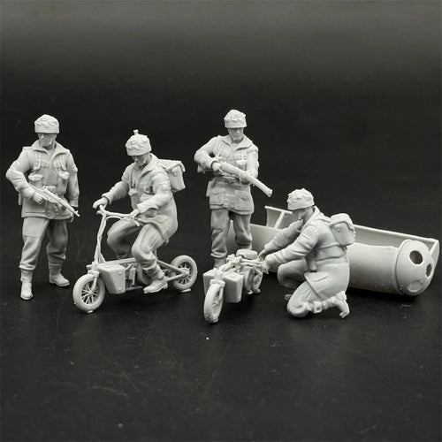 1/35 WWII British Paratrooper Figure Set | Welbike & CLE Canister Kit