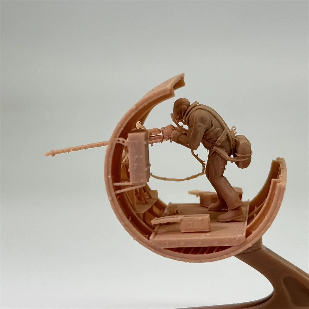 1/48 & 1/72 Scale WWII B-17 Flying Fortress Gunner / Ball Turret Crew Resin Model Kit - B-17 Flying Fortress