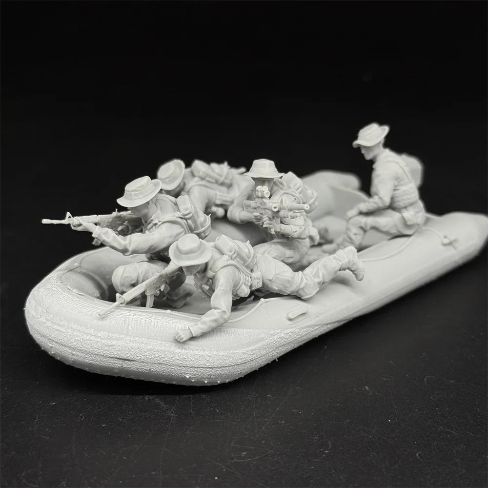1/35 US Navy Seals (5 Fig) in ZODIAC Boat Resin Kit | Military Diorama