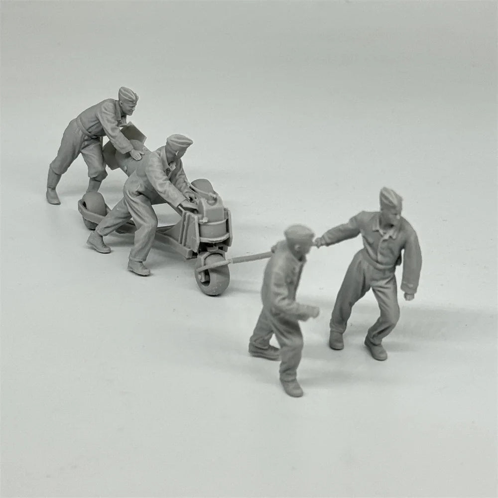 1/35 German Luftwaffe Ground Crew Resin Kit | Bomb Loading Scene (4 Fig)