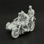 1/35 Scale WWII German Army Motorcycle Sidecar Crew