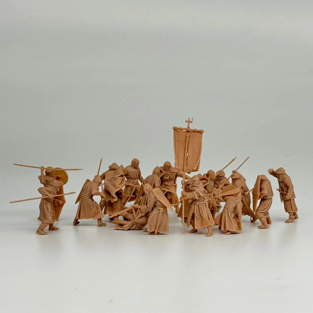 1/72 Scale Medieval Infantry Battle Scene Resin Figure Set (16+ Figures) - Aralcos / Tabletop Miniature