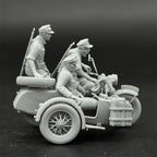 1/35 Scale WWII German Army Motorcycle Sidecar Crew