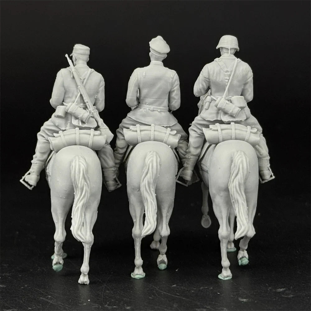 1/35 Scale WWII German Cavalry | 3-Figure Premium Resin Set