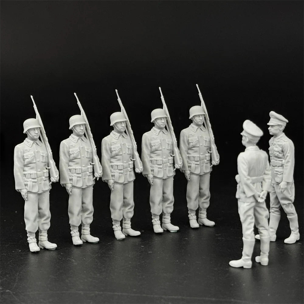 1/35 Scale WWII German Military Inspection Set | 7-Figure Premium Resin Kit