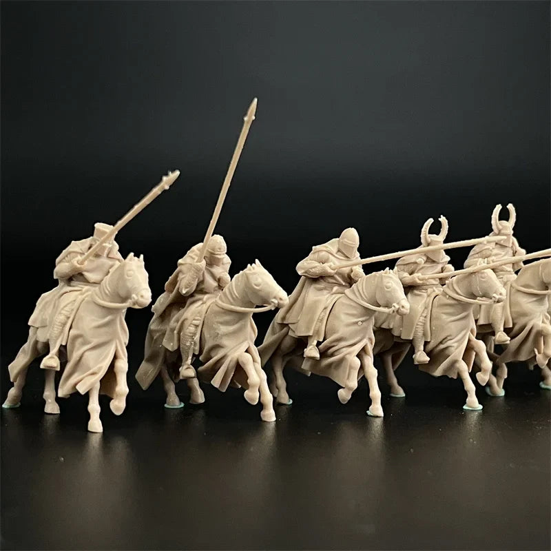 1/72 Scale Teutonic Order / Medieval Knight Cavalry & Crossbowman Resin Figure Set (23 Figures) - Battle of Tannenberg