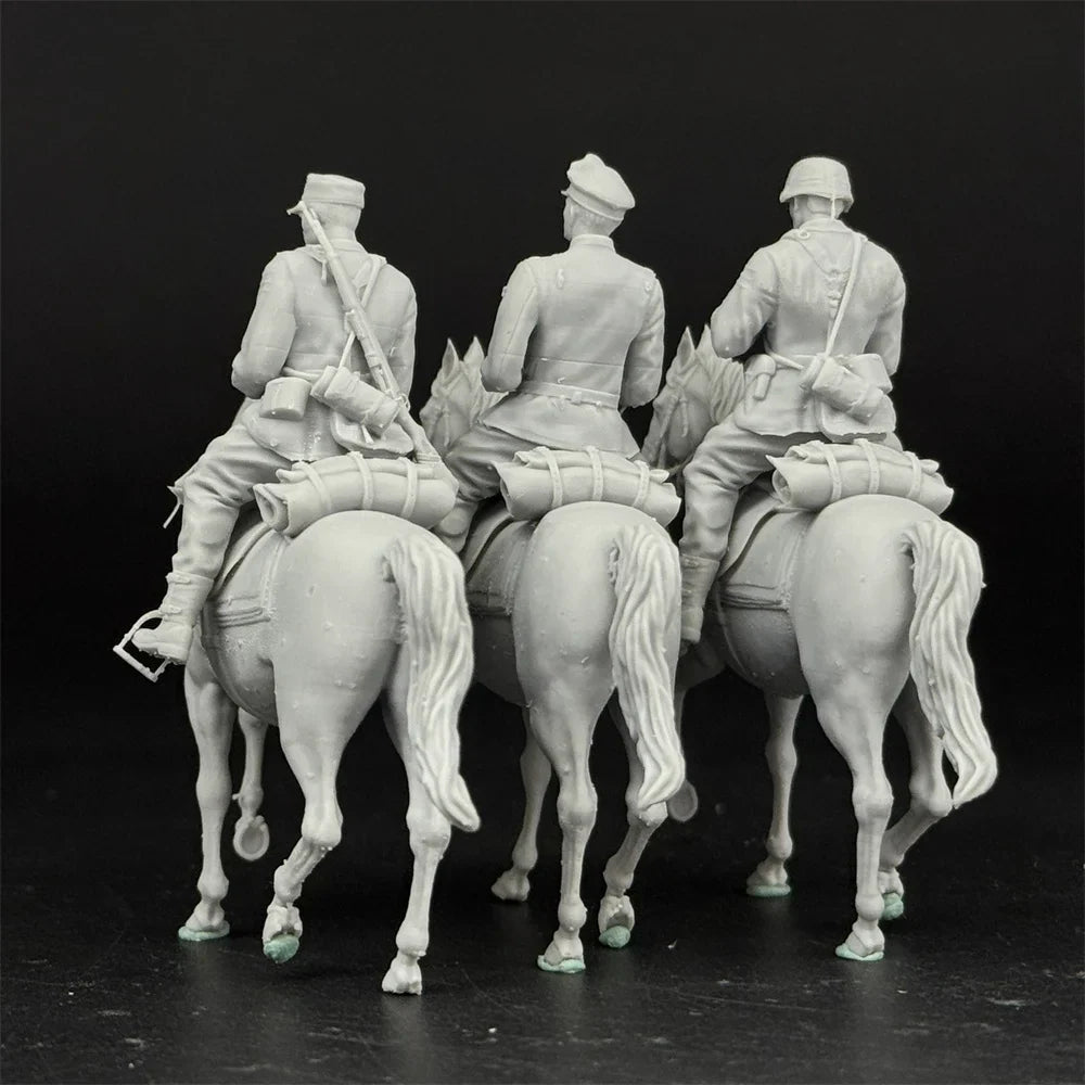 1/35 Scale WWII German Cavalry | 3-Figure Premium Resin Set