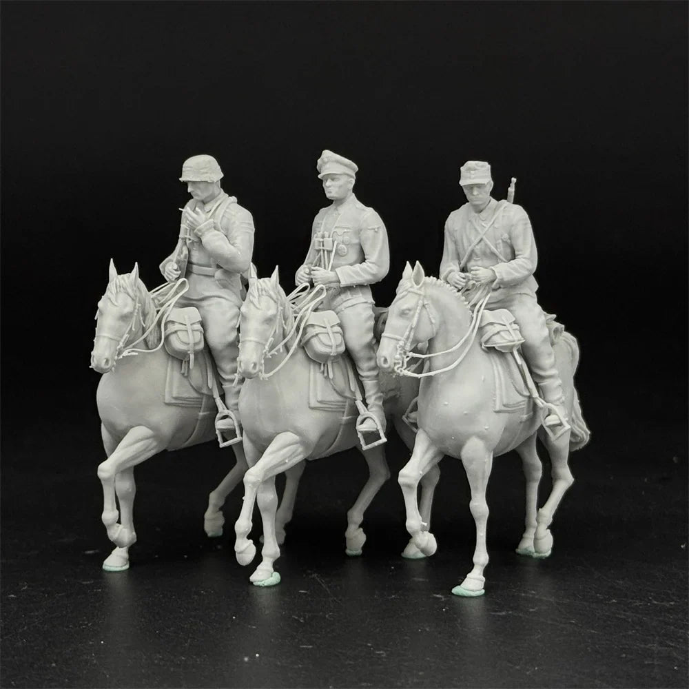 1/35 Scale WWII German Cavalry | 3-Figure Premium Resin Set
