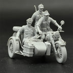 1/35 Scale WWII German Army Motorcycle Sidecar Crew
