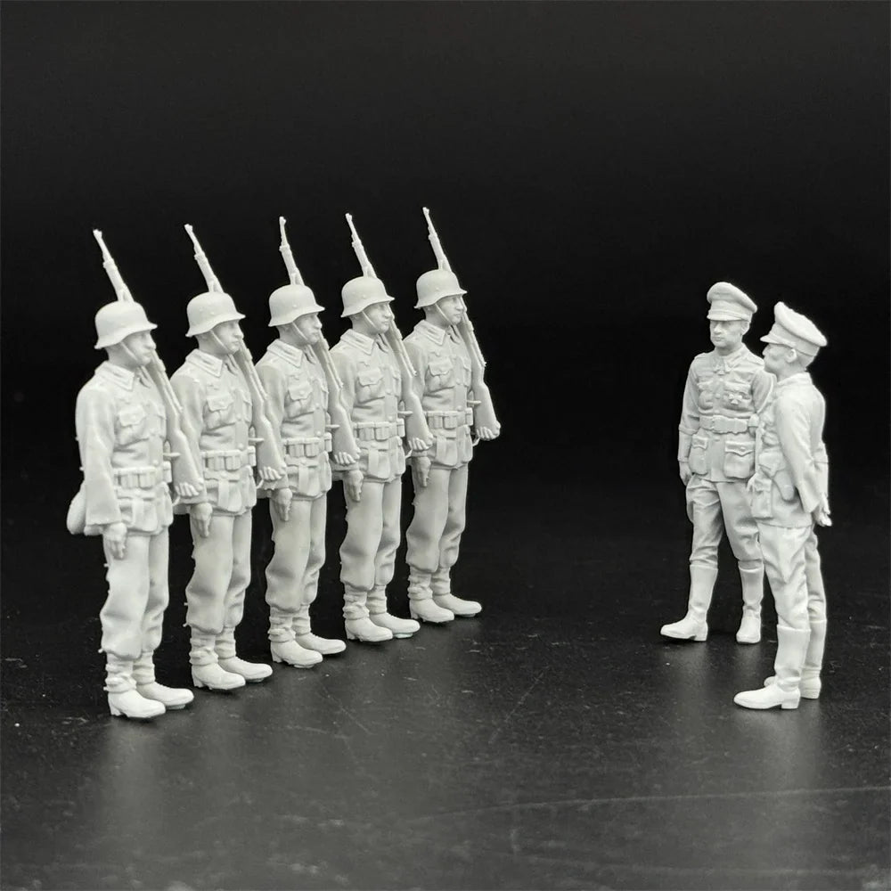1/35 Scale WWII German Military Inspection Set | 7-Figure Premium Resin Kit