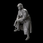 1/35 Scale WWII German Infantry Soldier Greatcoat Resin Figure Kit - Late War/Eastern Front Miniature