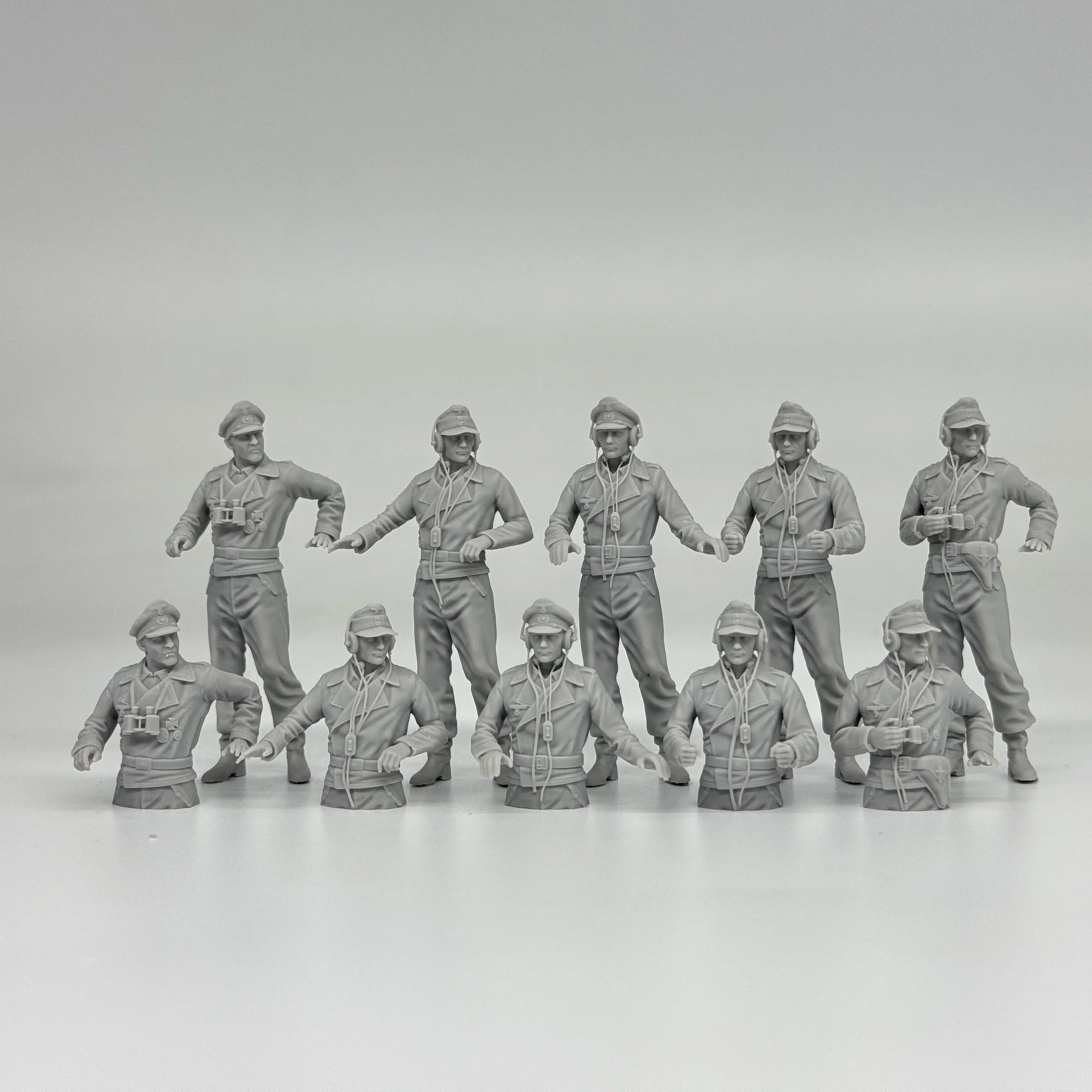 1/35 German Tank Commander Set (5 Fig) Resin Kit | Full/Half Body Vers.