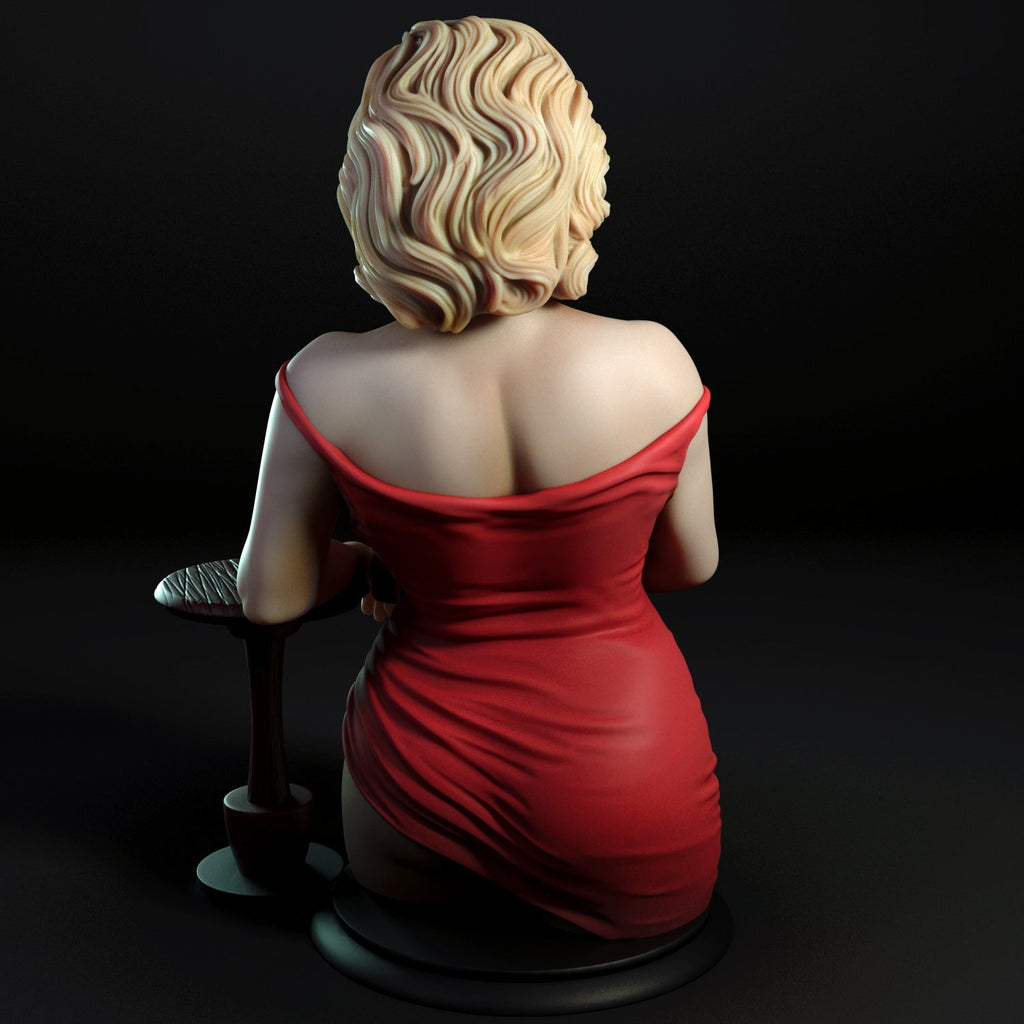 Stefania | Pin-Up Statue Fan Art Miniature Unpainted | Torrida Minis