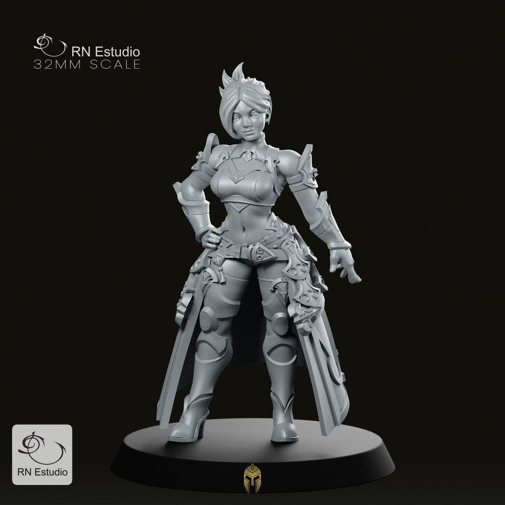 Fantasy Female Lolissa Bladeguard Miniature