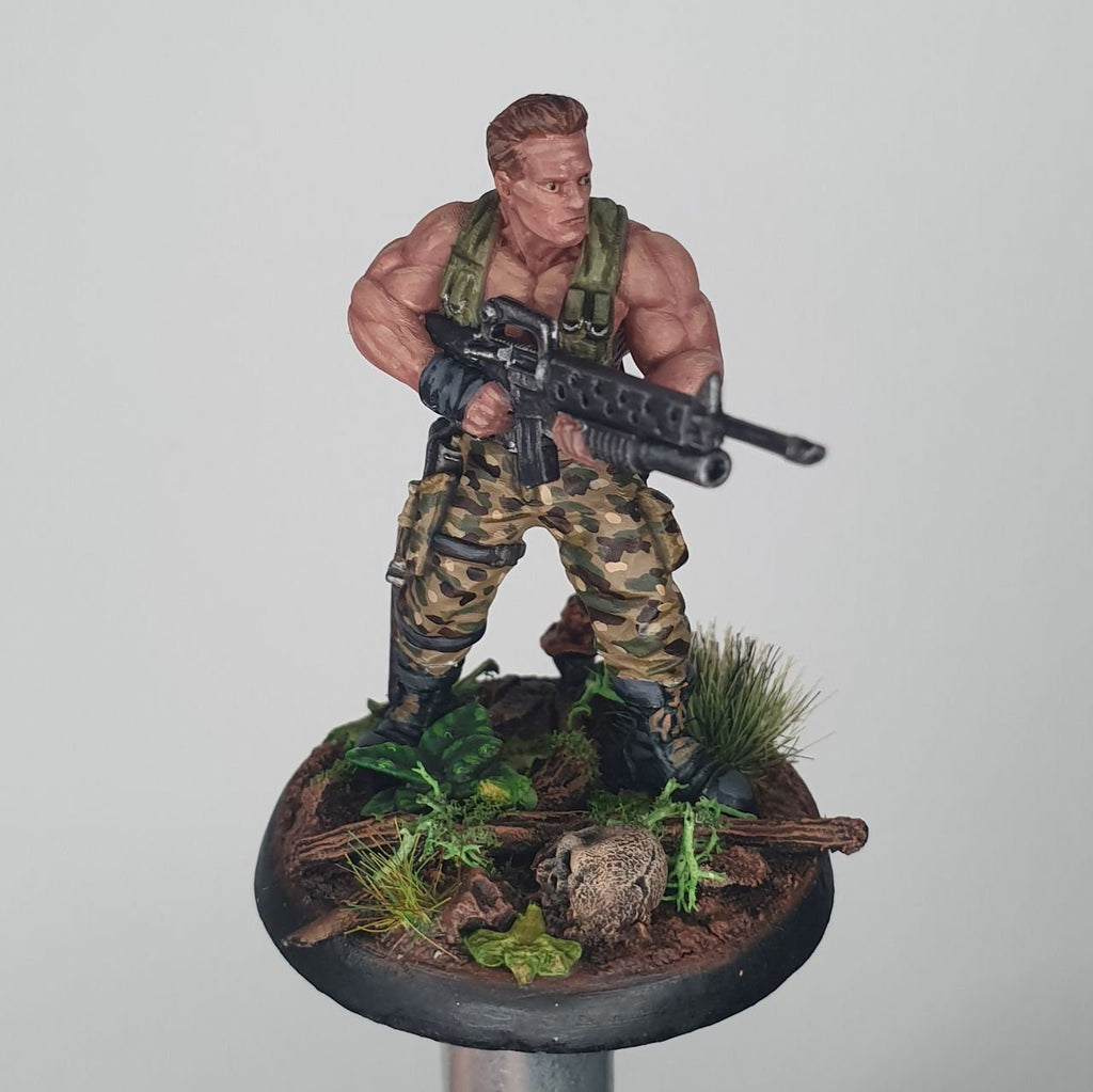 Colonial Anti-Hunter Miniature: Arnie Worcesternegger - 32mm Skull Hunters Figurine