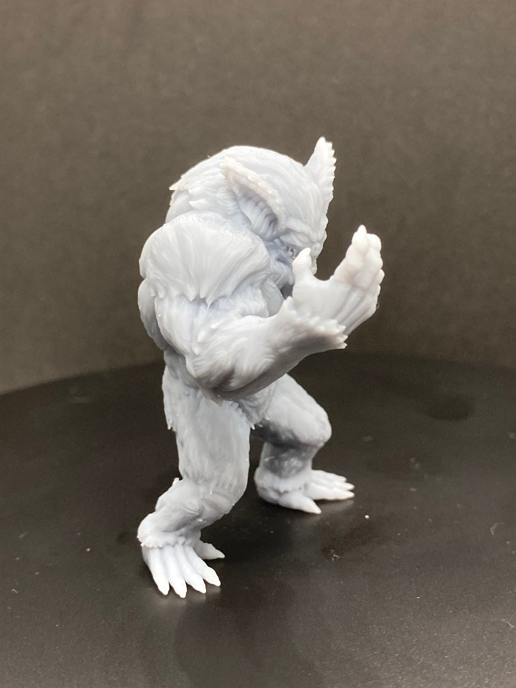 Cyberpunk Batmotiths Zoanoid Miniature: 32mm Guyver-Inspired Papsinoid Figure for RPG & Anime Fans