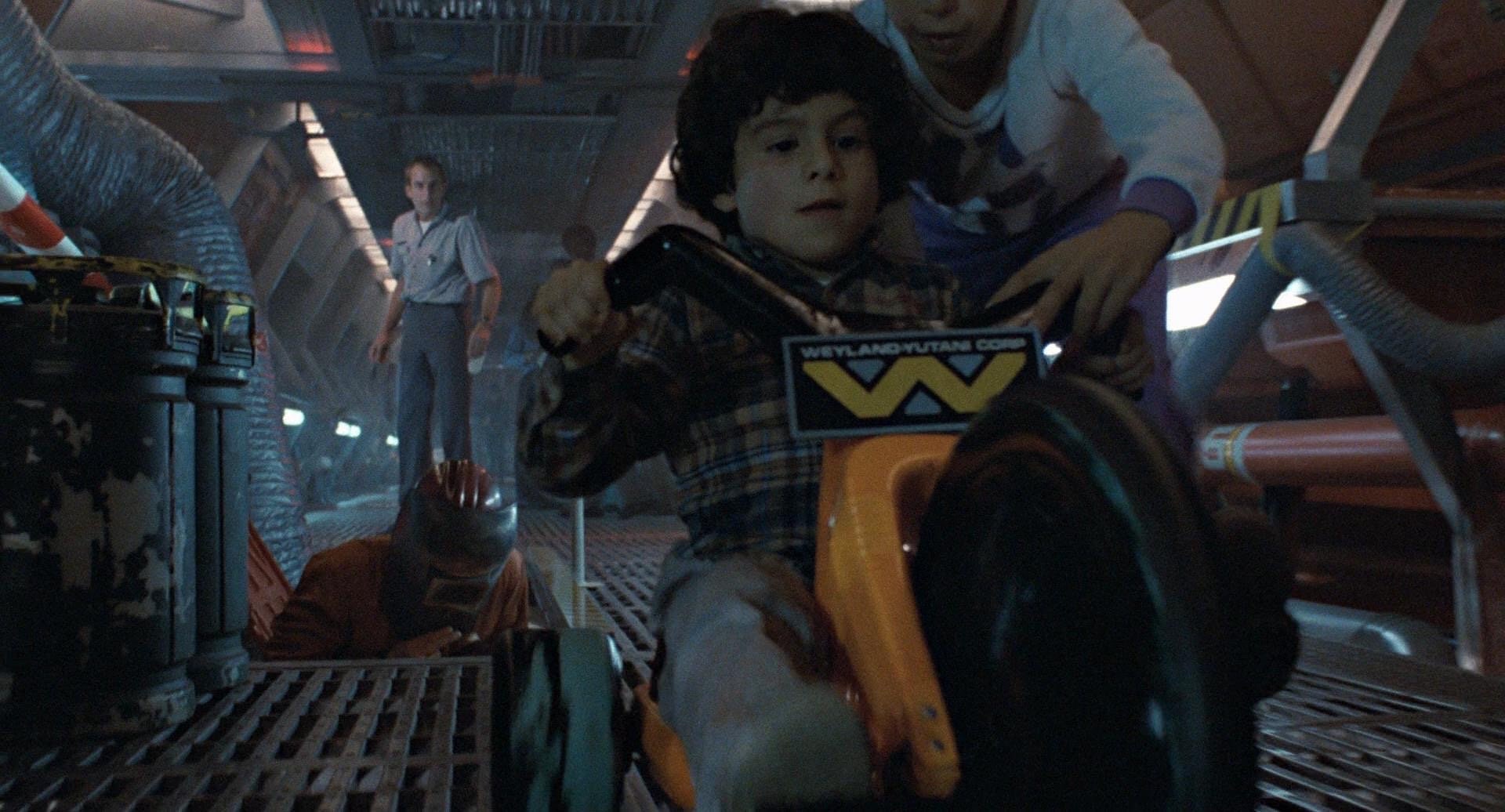 Sci-Fi Colonial Kids 32mm Miniatures for Tabletop RPGs - Alien vs. Human Marines Figures