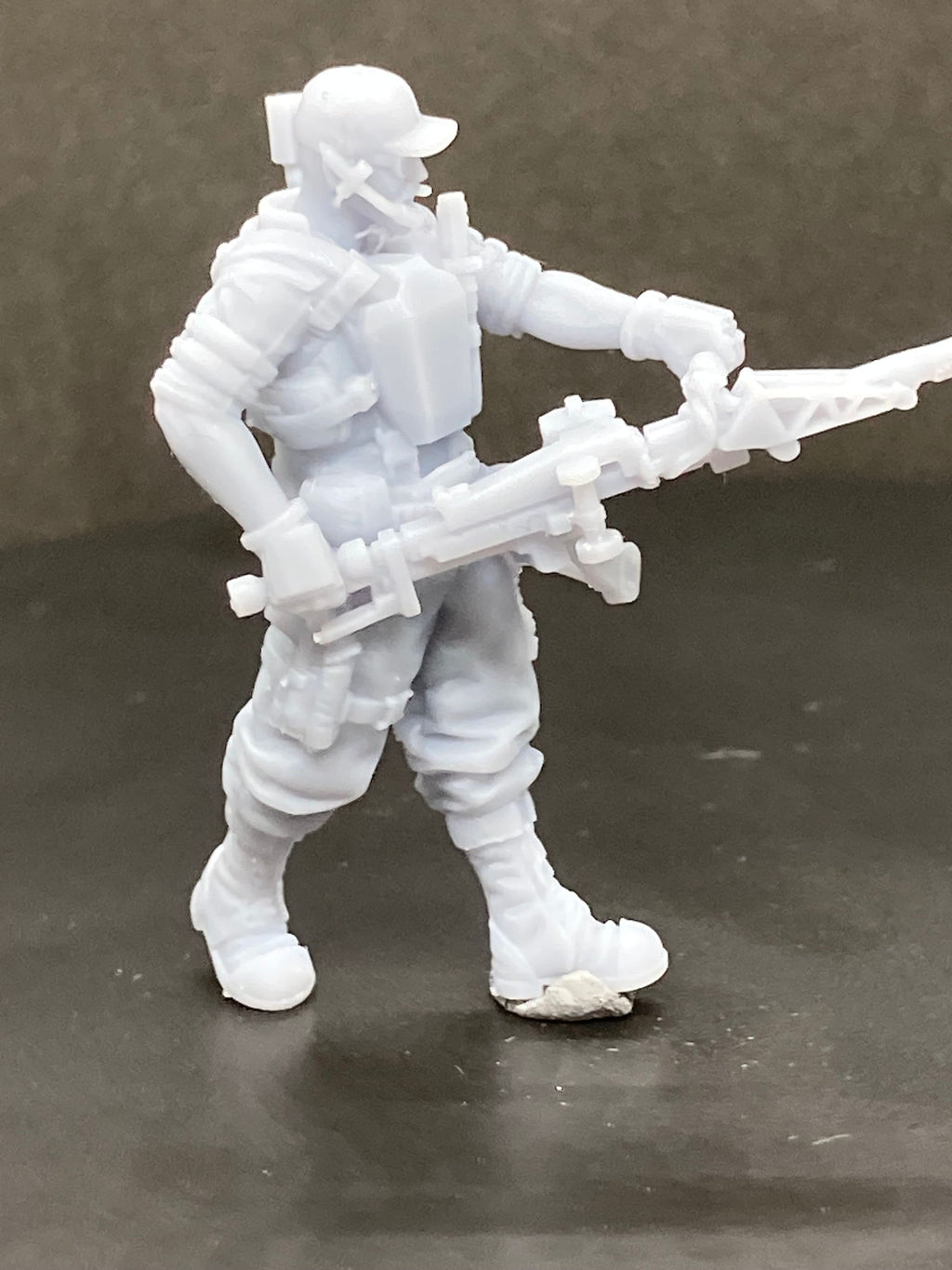 32mm Alien vs Human Colonial Marine Smart Gunner Sergio Miniature for RPG & TTRPG by Papsikels