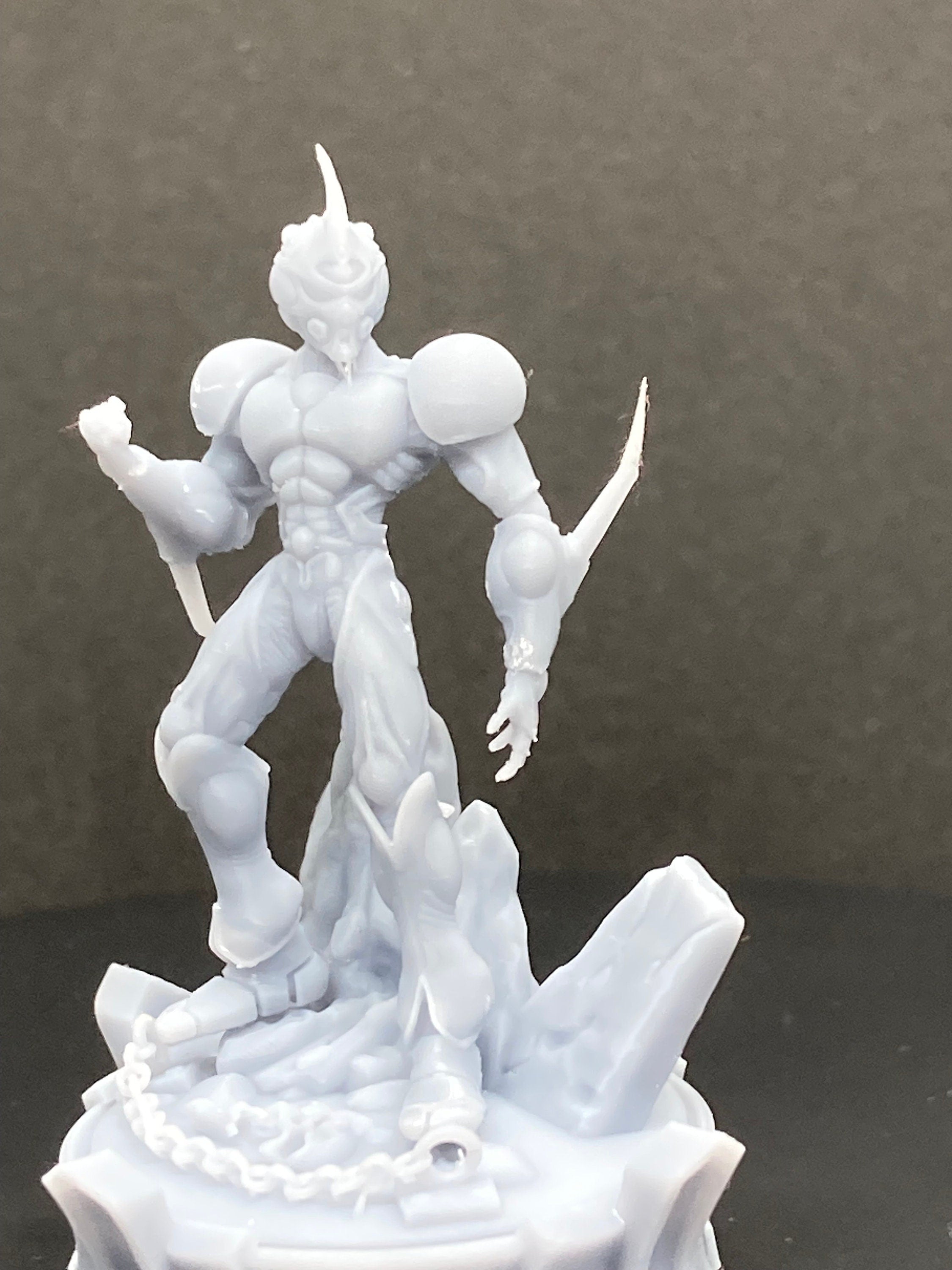 Cyberpunk Bio-Mechanical Miniature: Papsikels Guyver RPG Gaming Model