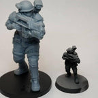 Female Colonist Marine Miniature: Pvt Kiki Yukito - 32mm Sci-Fi Alien Hunter Figure for Tabletop Gaming