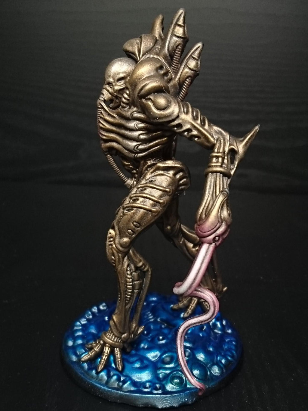 Kololax Titan Resin Miniature: Sci-Fi Tabletop RPG Figure for Xenowars and Alien-Inspired Games