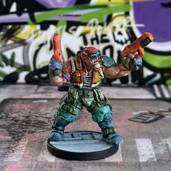 Ugok Rebel Sergio Duo Miniature: Sculpted 32mm Figure for Cyberpunk Wargaming, RPG, and TTRPG