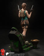 Lara Croft from Tomb Raider (fan art) | Full Model or Bust | Miniature scale 1:12 | h3LL Creator | DIY Model Kit