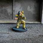 32mm Aliens vs Humans Colonial Marine Pvt Chris Lo Miniature Figure for RPG and Tabletop Gaming